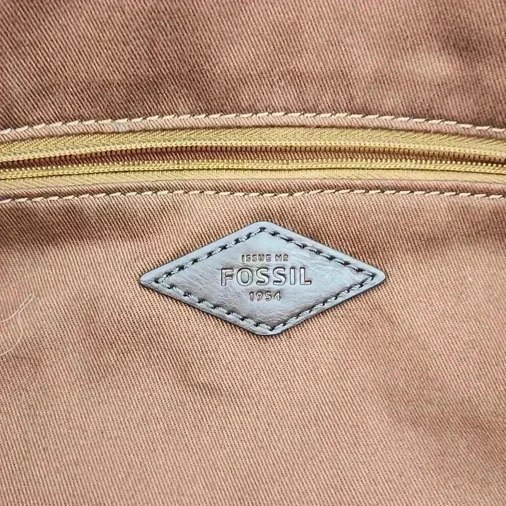 FOSSIL TOTE - Picture 4 of 6